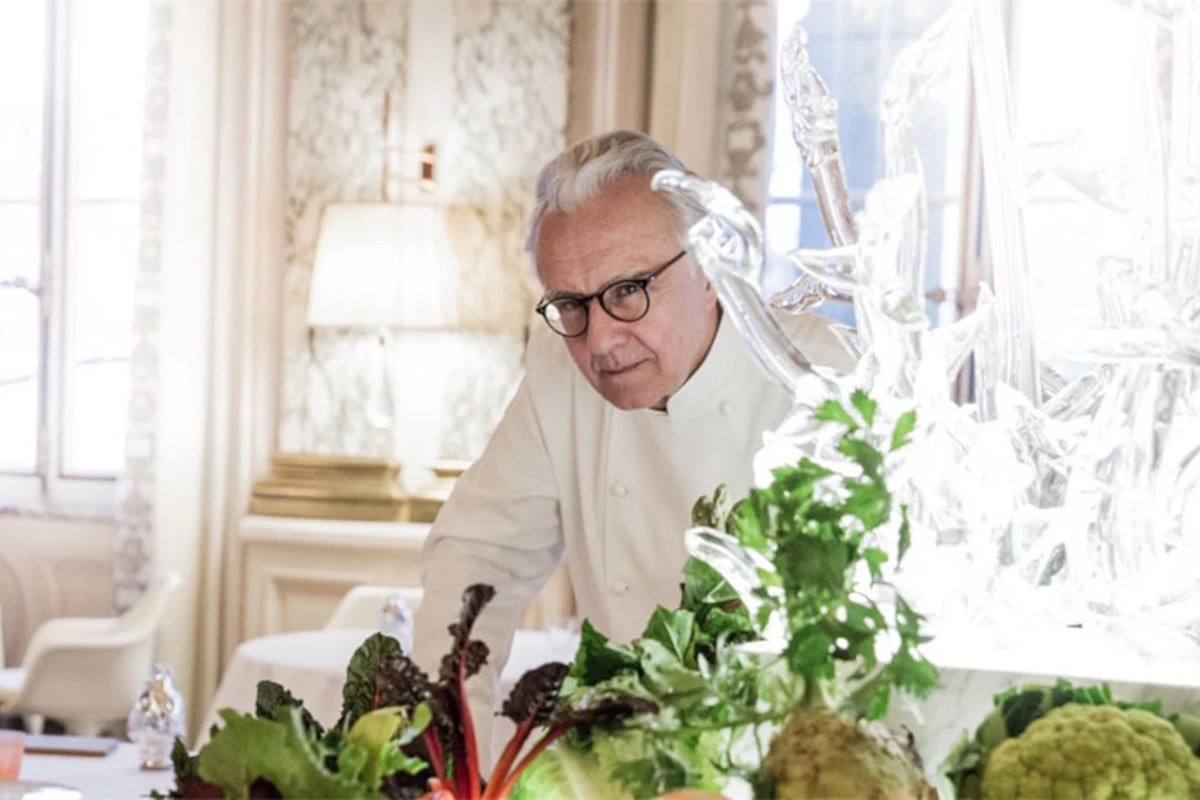  Fine dining, ecco la ricetta di Alain Ducasse per evitare la crisi