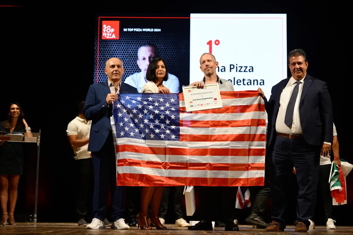  La miglior pizzeria al mondo del 2024 è “Una Pizza Napoletana” a New York