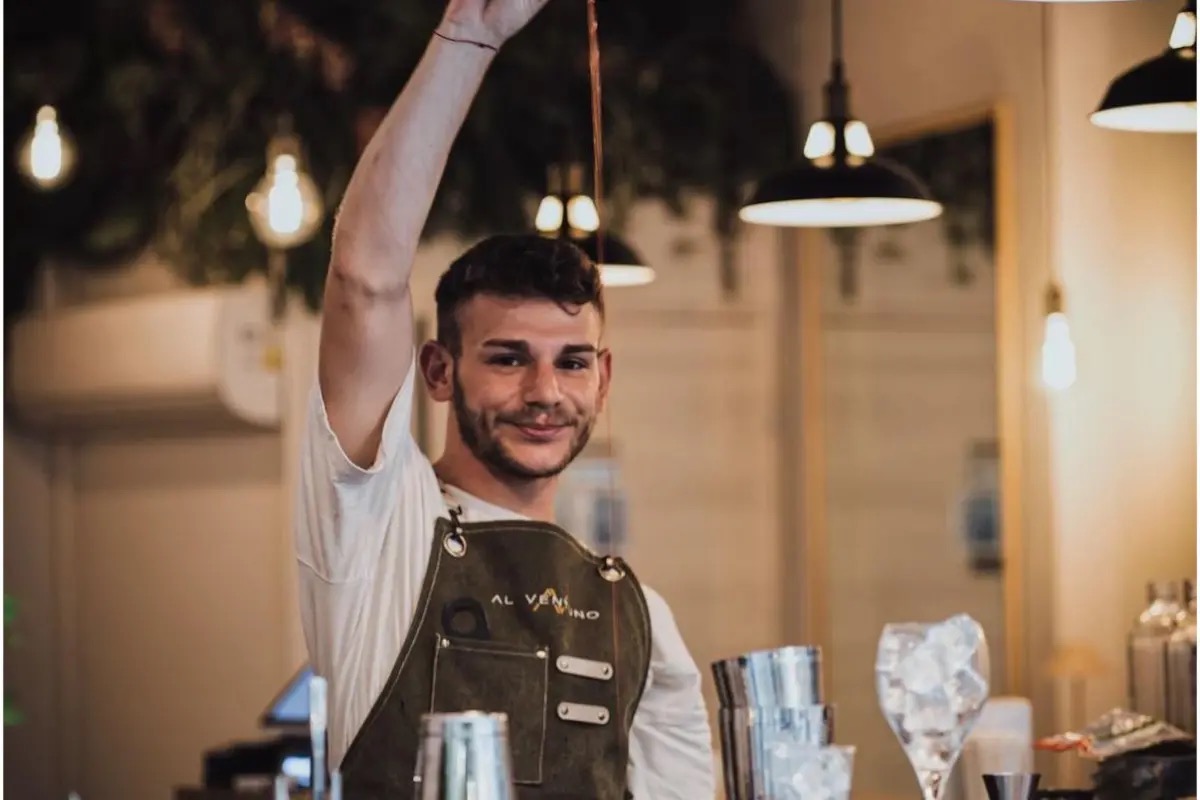 Mirko Mazzarelli: Ritmi impegnativi e stress dei barman. Come stare lontano dalle insidie