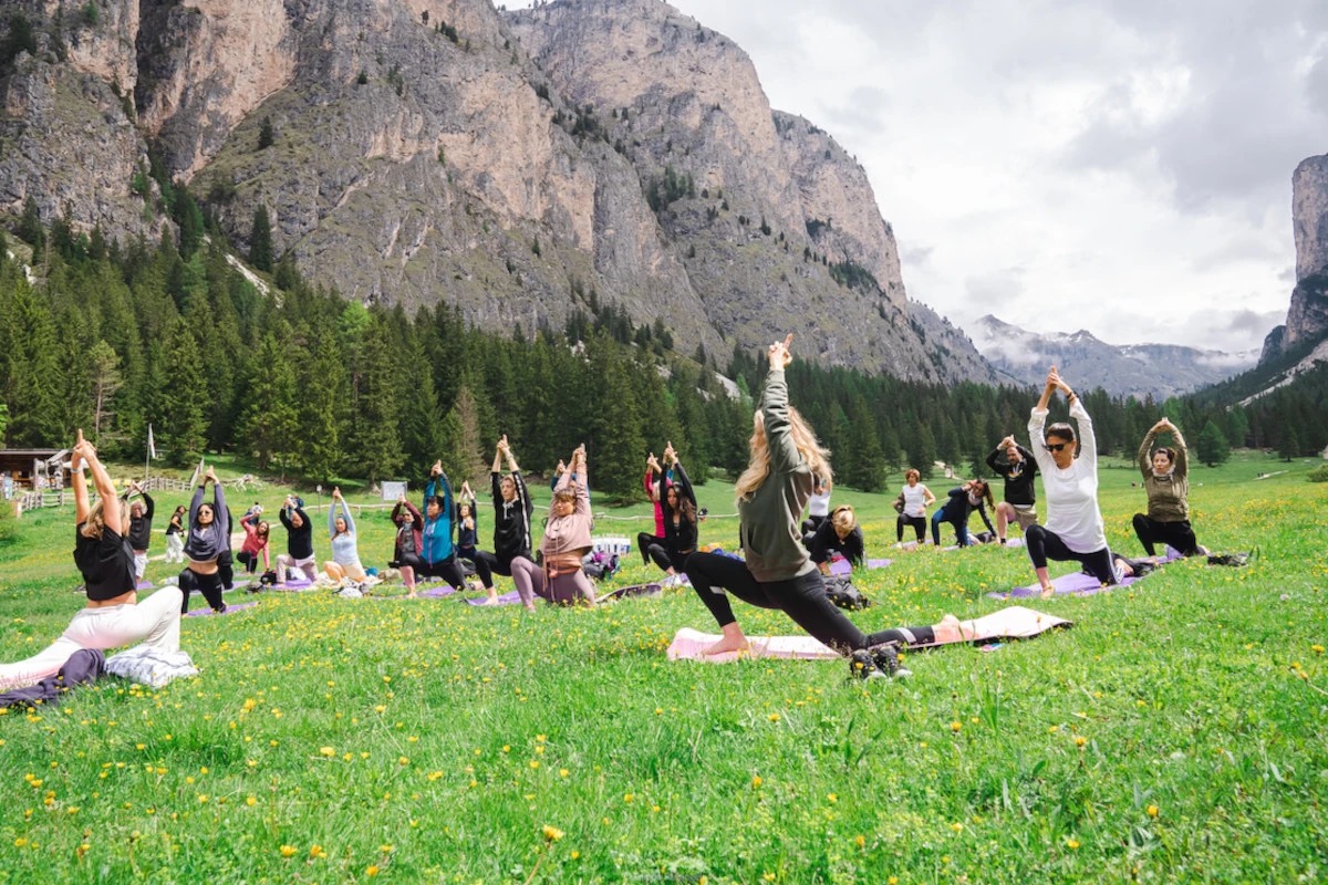  Lo yoga non va in vacanza: ecco hotel e mete dove praticarlo per la giornata mondiale