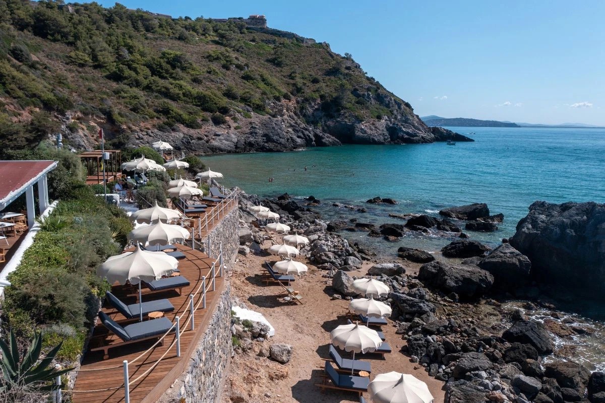 Novità a l'Argentario: apre “Isolotto”, il beach club dell’hotel La Roqqa 