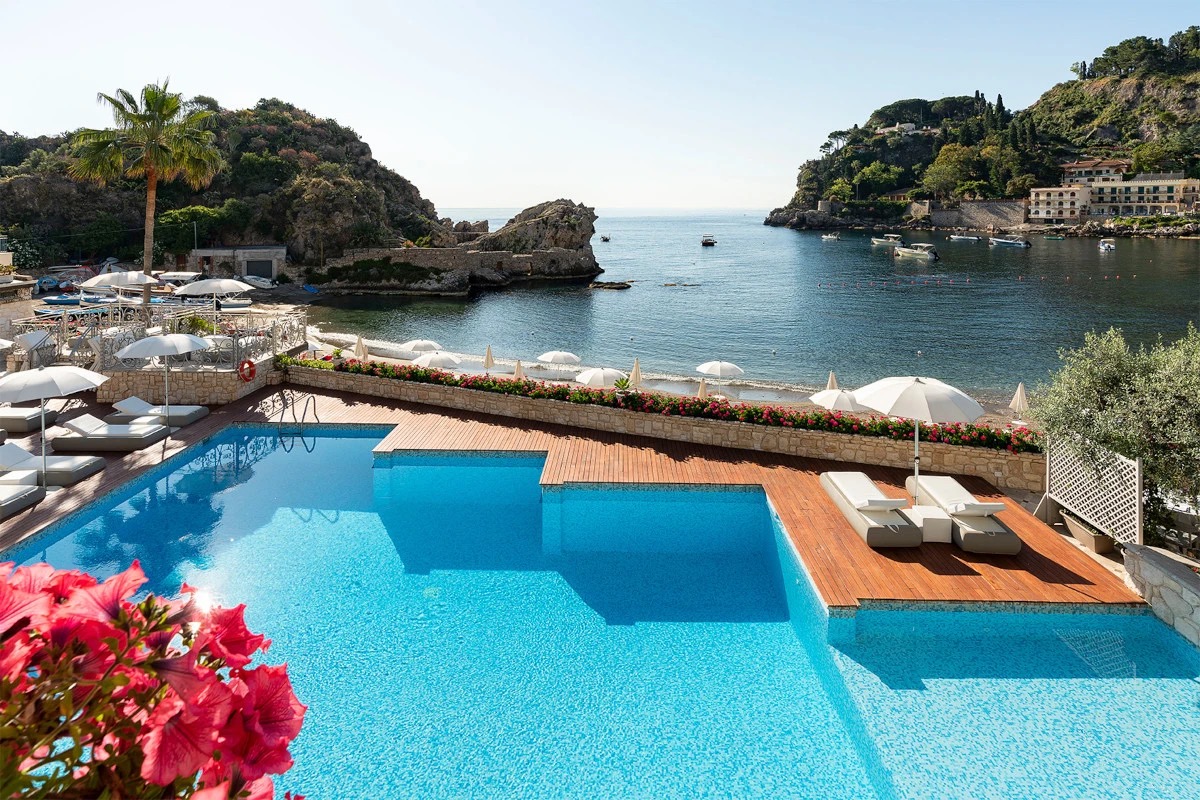 Un hotel di charme a Taormina: entriamo nel Mazzarò Sea Palace