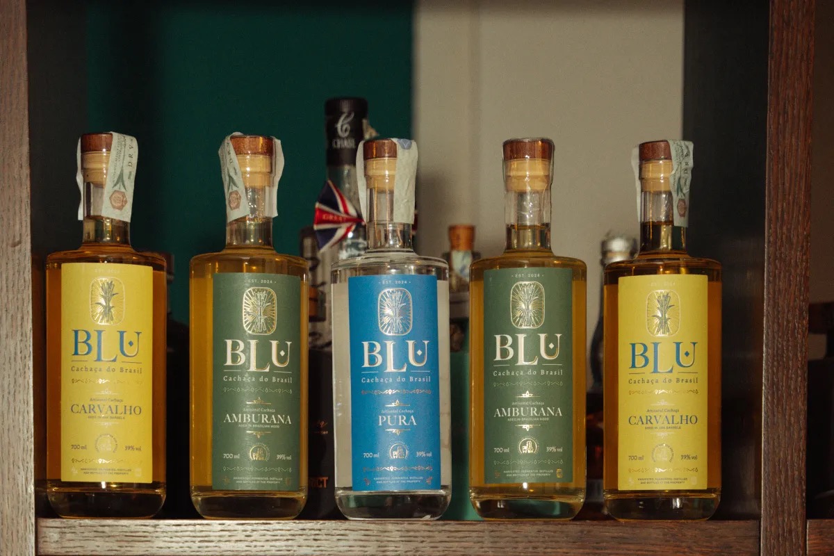 Cachaça Blu: il distillato brasiliano arriva in Italia con il tour di Márcio Silva